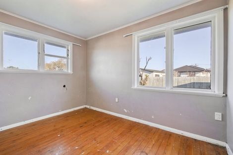 Photo of property in 6 Netley Place, Aranui, Christchurch, 8061