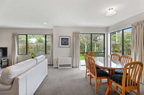 Photo of property in 6 Gee Street, Tawa, Wellington, 5028