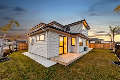 Photo of property in 4 Ahorangi Road, Silverdale, 0932