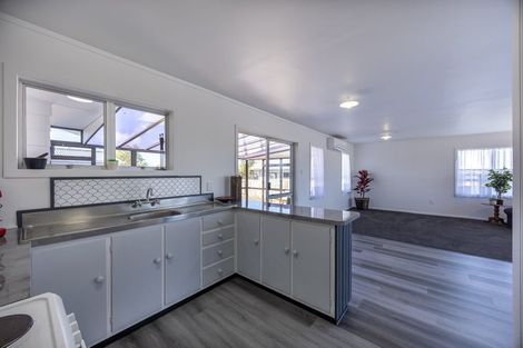 Photo of property in 8 Mckay Crescent, Dargaville, 0310