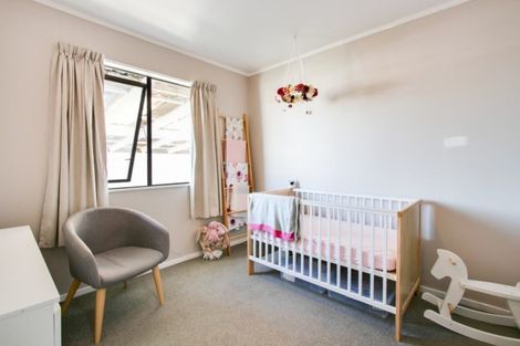 Photo of property in 2/53 Bill Hercock Street, Pirimai, Napier, 4112