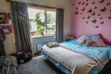 Photo of property in 1 Armstrong Street, Balclutha, 9230