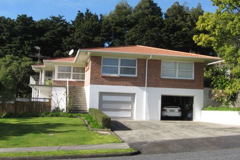 Photo of property in 17 Kahurangi Place, Hillpark, Auckland, 2102