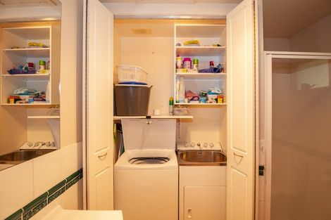 Photo of property in 5 Barling Street, Macandrew Bay, Dunedin, 9014