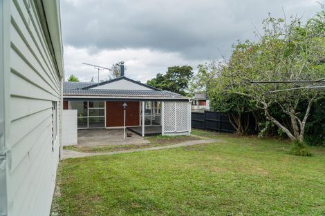 Photo of property in 41 Lawrence Crescent, Hillpark, Auckland, 2102