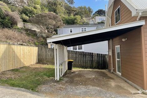 Photo of property in 44 Moffitt Street, Vogeltown, Wellington, 6021