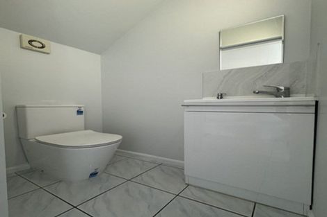 Photo of property in 59h Astley Avenue, New Lynn, Auckland, 0600