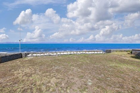 Photo of property in 1880 East Coast Road, Whakatiwai, Pokeno, 2473