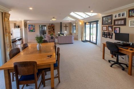 Photo of property in 339 Stoney Creek Road, Kelvin Grove, Palmerston North, 4470