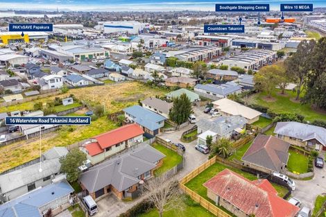Photo of property in 16 Waterview Road West, Stanley Point, Takanini, 0624