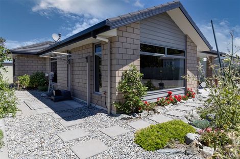 Photo of property in 35 Lakings Road, Springlands, Blenheim, 7201