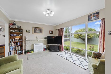 Photo of property in 634 Queen Street East, Levin, 5510