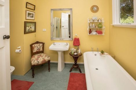 Photo of property in 26 Main North Road, Woodend, 7610