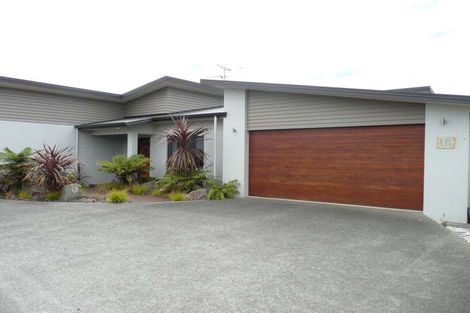 Photo of property in 10 Koro Mews, Papamoa Beach, Papamoa, 3118