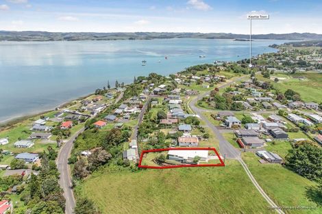 Photo of property in 672 Hoturoa Street, Kawhia, 3889