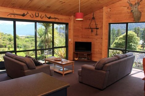 Photo of property in 4541 Otira Highway, Jacksons, Inchbonnie, 7875