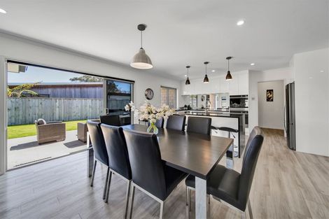 Photo of property in 11 Keene Drive, Bell Block, New Plymouth, 4312