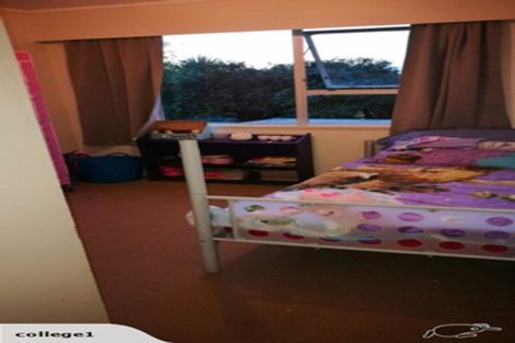 Photo of property in 31 Waimumu Road, Massey, Auckland, 0614