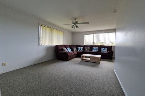 Photo of property in 1/9 Delamare Court, Sunnynook, Auckland, 0632