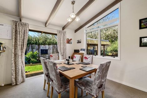 Photo of property in 86 Tarawera Road, Lynmore, Rotorua, 3010