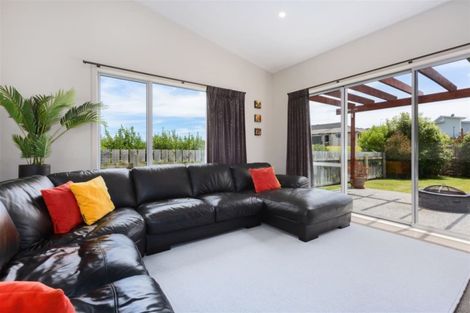 Photo of property in 23 Tasman Close, Aotea, Porirua, 5024