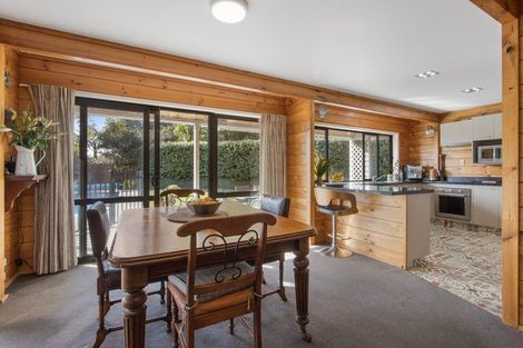 Photo of property in 63 Kayelene Place, Omokoroa, 3114