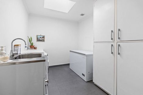 Photo of property in 253b Coronation Avenue, Welbourn, New Plymouth, 4310