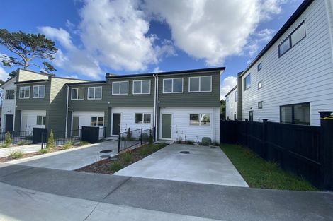 Photo of property in 35 Kaimai Avenue, Massey, Auckland, 0614