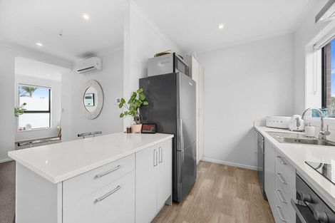 Photo of property in 500c Te Atatu Road, Te Atatu Peninsula, Auckland, 0610