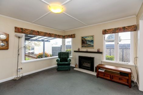 Photo of property in 153 Mangorei Road, Merrilands, New Plymouth, 4312