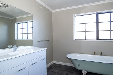 Photo of property in 32 Rathmore Street, West End, Timaru, 7910