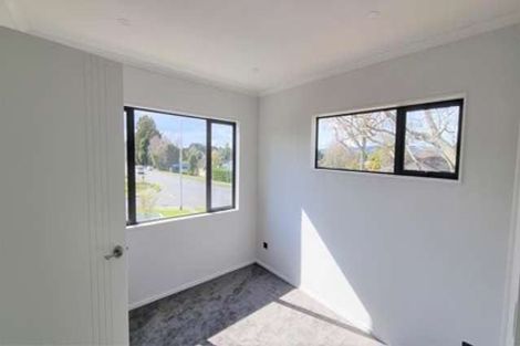 Photo of property in 425a Great South Road, Opaheke, Papakura, 2113