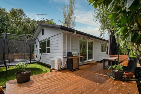 Photo of property in 28 Buckley Grove, Paraparaumu, 5032
