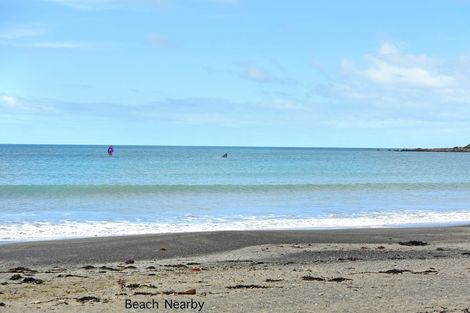 Photo of property in 8/218 Onepu Road, Lyall Bay, Wellington, 6022