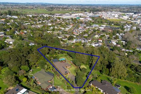 Photo of property in 11 Tanah Merah Drive, Papakura, 2110