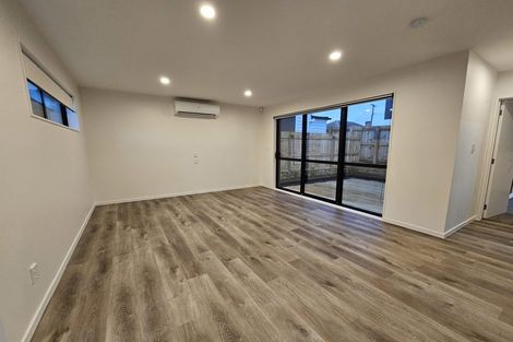 Photo of property in 4e Hepburn Road, Glendene, Auckland, 0602