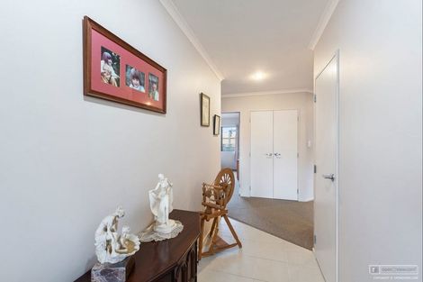 Photo of property in 166a Winchester Street, Levin, 5510