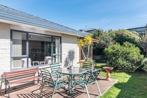 Photo of property in 12 San Priamo Place, Paraparaumu Beach, Paraparaumu, 5032