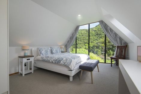 Photo of property in 20 Hampden Street, Picton, 7220