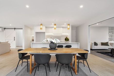 Photo of property in 17b Kirkwood Avenue, Upper Riccarton, Christchurch, 8041