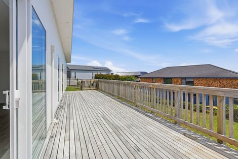 Photo of property in 34 Eagles Way, Cable Bay, 0420