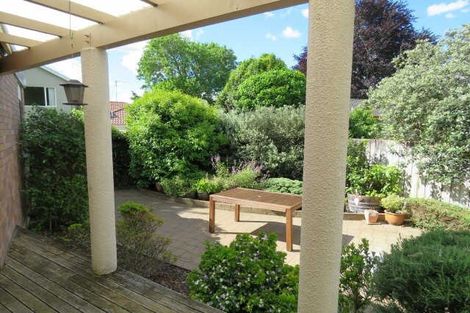 Photo of property in 4 Akona Lane, Hamilton East, Hamilton, 3216