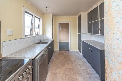 Photo of property in 82 Polson Street, Castlecliff, Whanganui, 4501