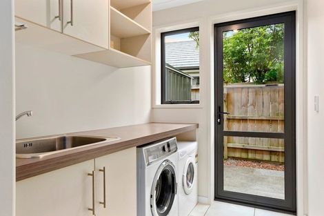 Photo of property in 36 Madison Terrace, Silverdale, 0932