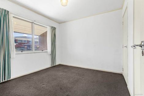 Photo of property in 7 Hiseman Lane, Henderson, Auckland, 0612