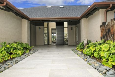 Photo of property in 55 Hartway Grove, Coatesville, 0792