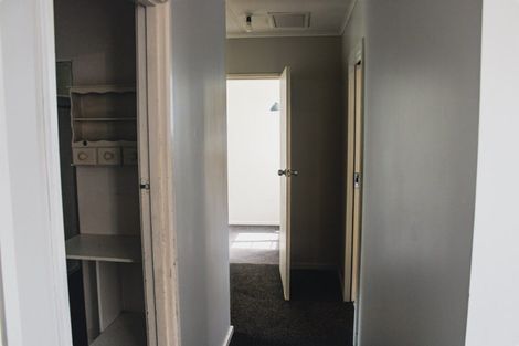 Photo of property in 5 Sullivan Avenue, Mangere Bridge, Auckland, 2022