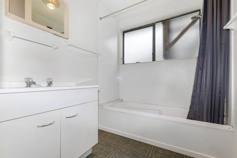 Photo of property in 36b Pohutukawa Drive, Owhata, Rotorua, 3010