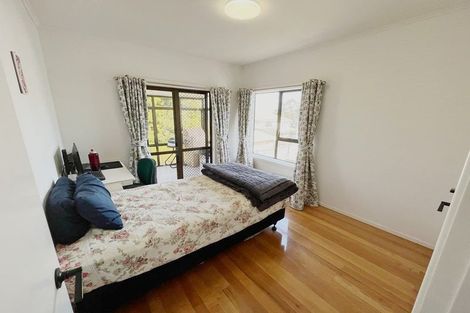 Photo of property in 93a Litten Road, Cockle Bay, Auckland, 2014