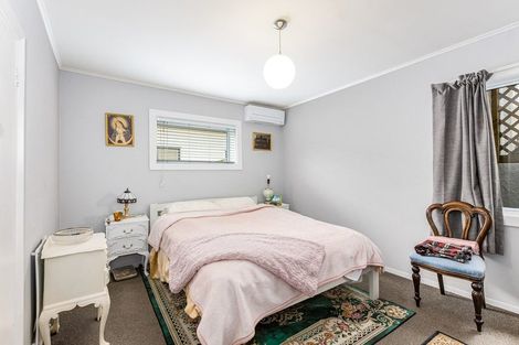 Photo of property in 13b Kim Street, Khandallah, Wellington, 6035